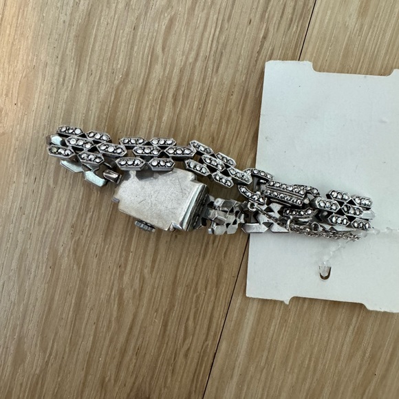 Bucherer Swiss Vintage Watch - Picture 2 of 3